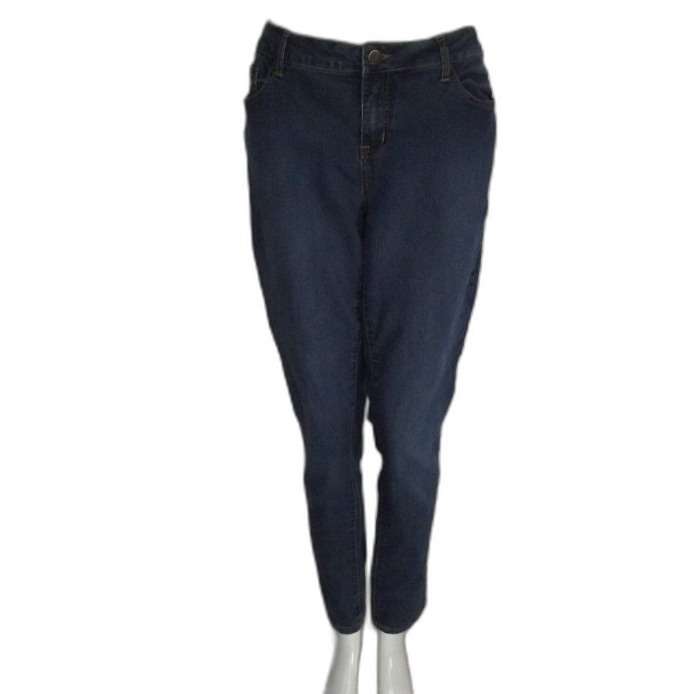 TORRID Jeans, 16R, Curvy Super Stretch, Dark Wash, Zipper fly, Pockets